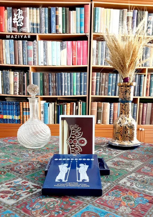 ۴۶ عدد کارت پستال موزه جواهرات بانک مرکزی